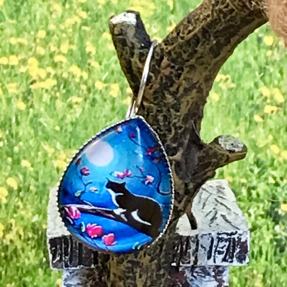 Cat Earrings - Picture 9 of 9